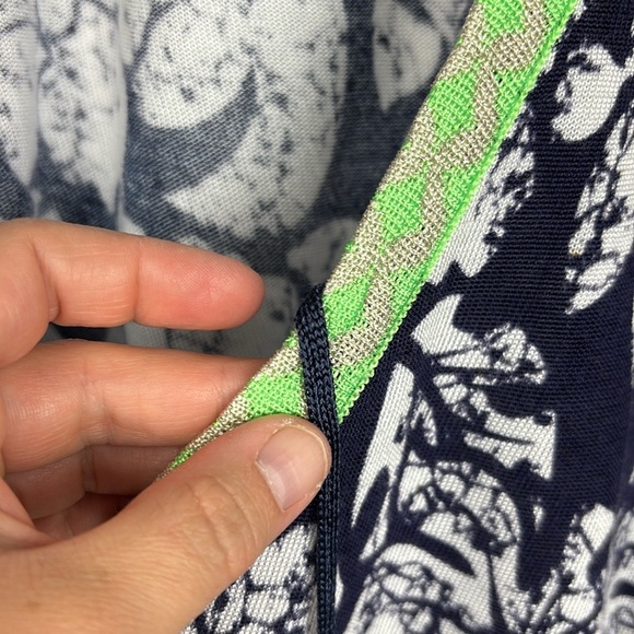 Custo Barcelona Navy and Red Leaf Print Sweater - L - Picture 6 of 12